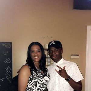 Meet your Posher, Cameron